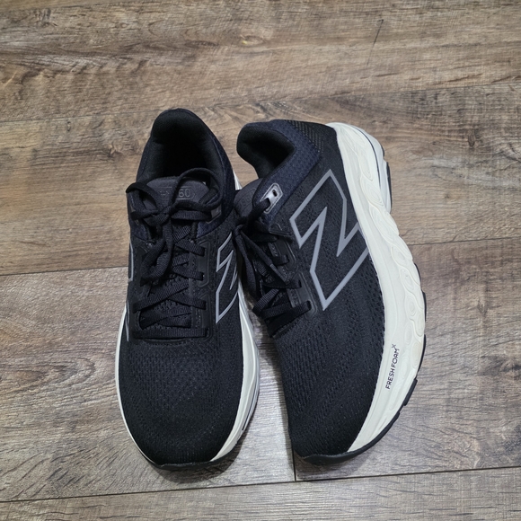 New Balance Shoes - New Balance Fresh Foam  Sneaker Women Size 9.5